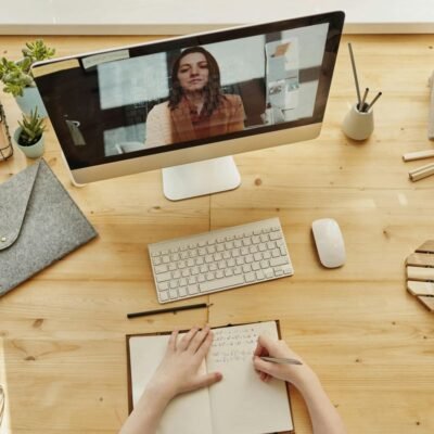 Como falar com advogado online