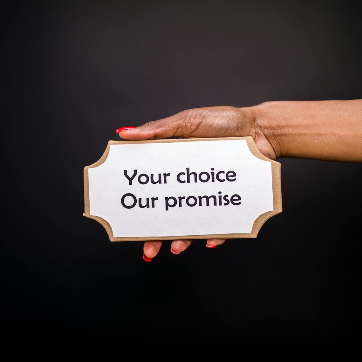 Para as redes sociais mais populares no Brasil, destacam-se WhatsApp, Instagram, Facebook, YouTube e TikTok, conforme dados r