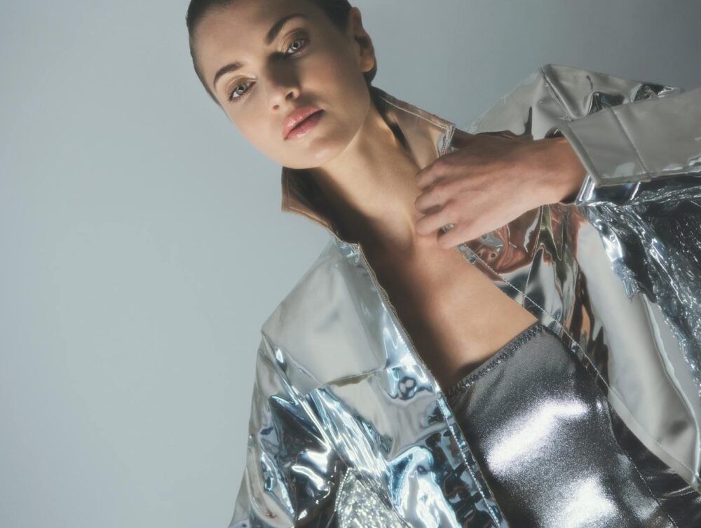 Para as Tendências de moda para 2026 (Pinterest Predicts), prepare-se para um cenário de estilo diversificado e inovador. O P