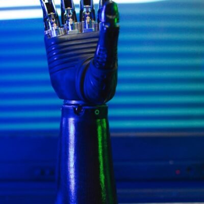 SWEN.AI compara inteligência artificial gratuita, paga e de código aberto